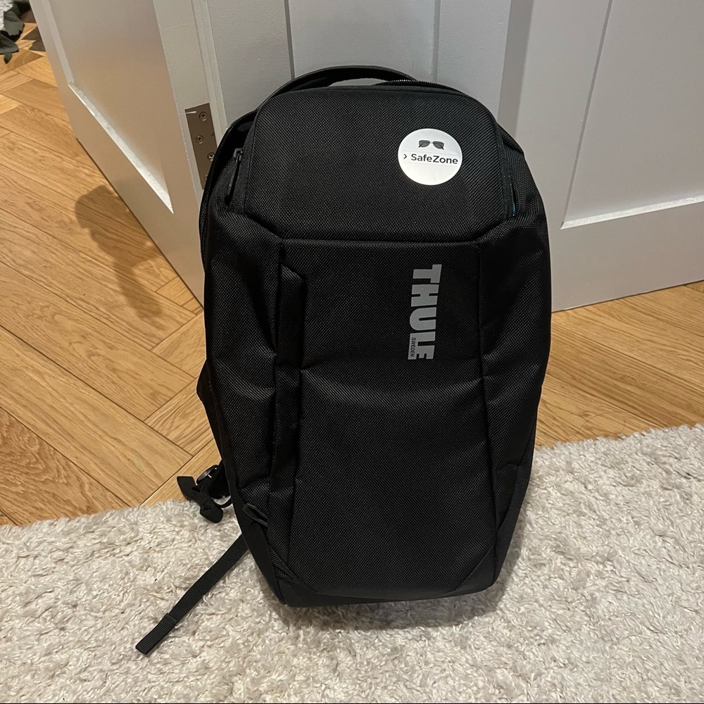 NWOT Thule Laptop Backpack